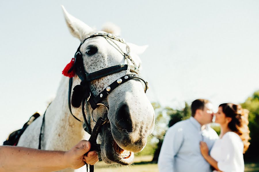 Wedding photographer Valentina Bykova (vabik). Photo of 25 June 2017