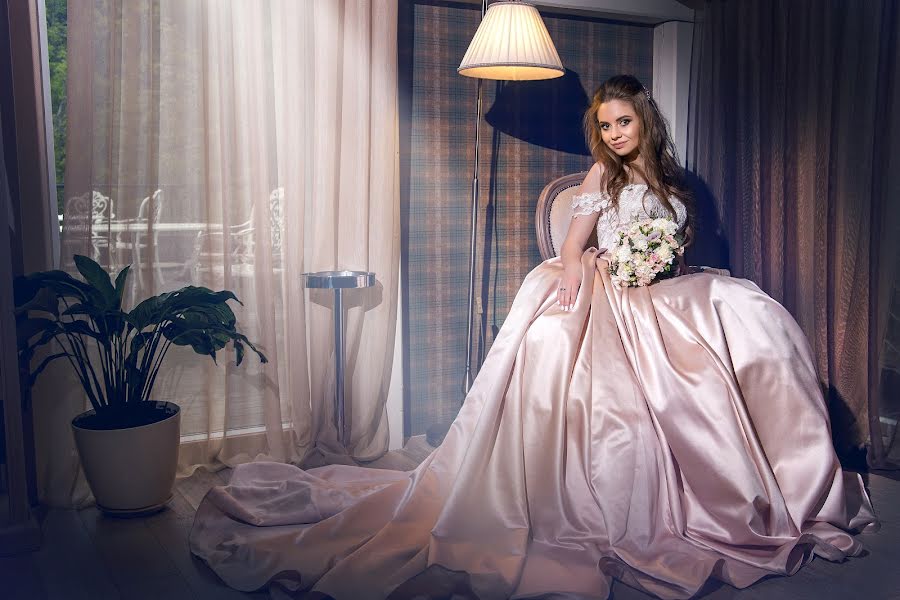 Wedding photographer Aleksey Chernyshev (wwwaa). Photo of 2 May 2018