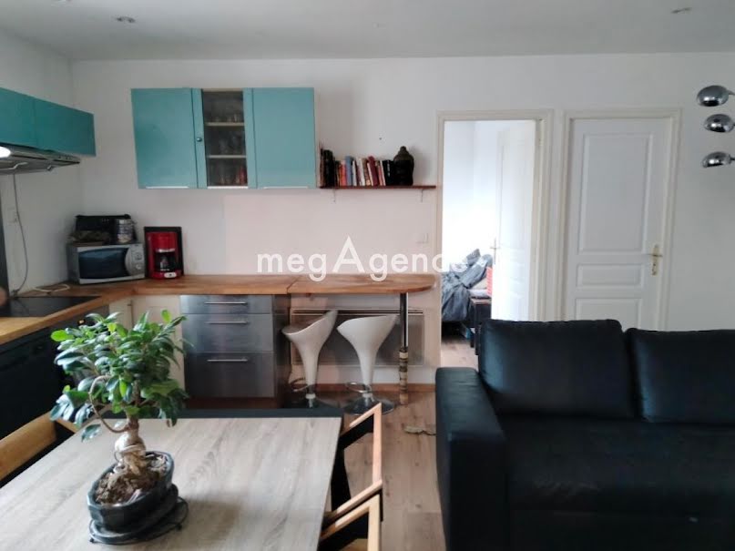 Vente appartement 2 pièces 43 m² à Champeaux (50530), 100 000 €