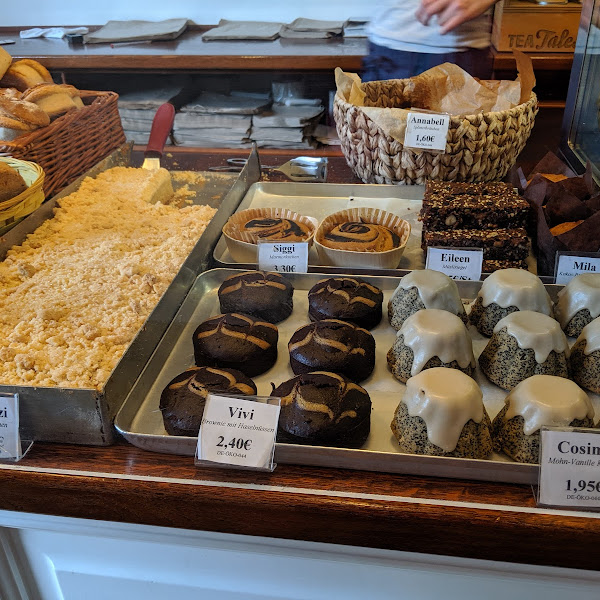 Gluten-Free Dessert at Jute Bäckerei