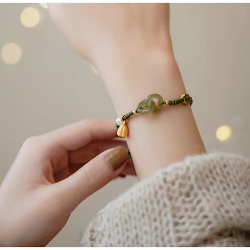 Title 6, Hand knitted bracelet for women, minority, doub...