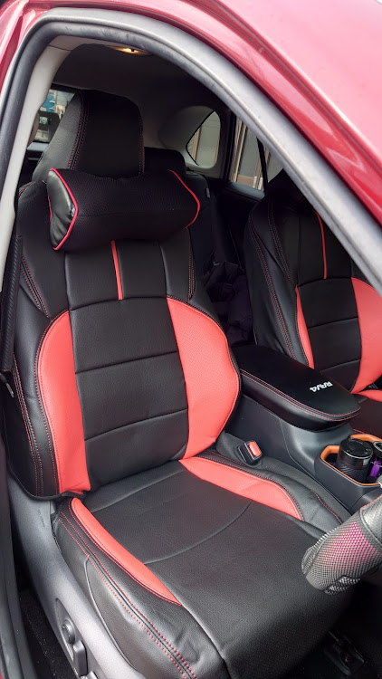 RAV4の模様替え… 😁に関するカスタム事例の投稿画像2枚目