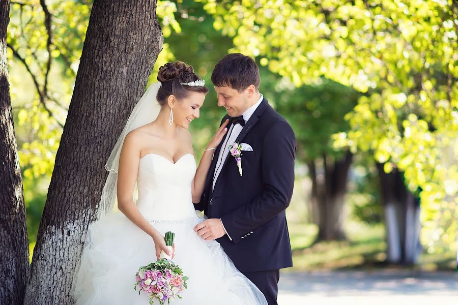 Wedding photographer Anton Tyurin (antz78). Photo of 12 May 2015