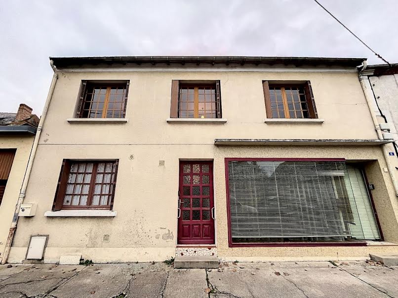 Vente maison 5 pièces 130 m² à Vallon-en-Sully (03190), 54 000 €