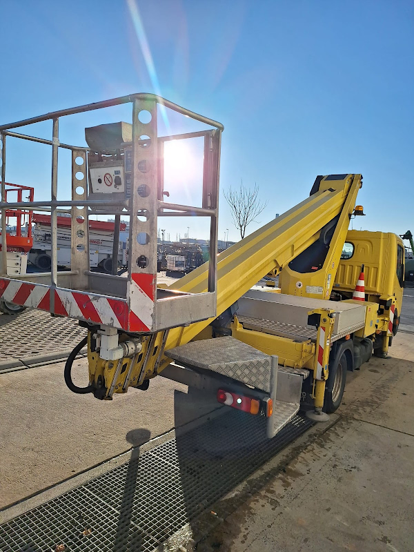 Picture of a RUTHMANN TB 270 / NISSAN CABSTAR