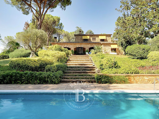 Property with pool 1