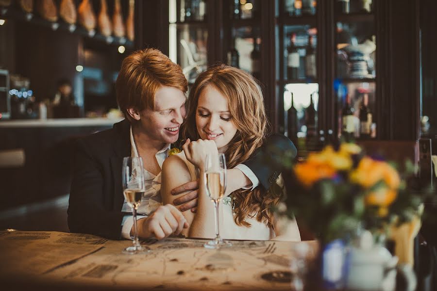 Wedding photographer Aleksey Bronshteyn (longboot). Photo of 17 June 2013