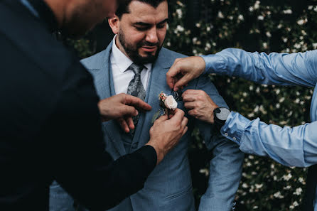 Fotógrafo de bodas Daniel Gonzalez (hundredfoldphoto). Foto del 5 de febrero 2020