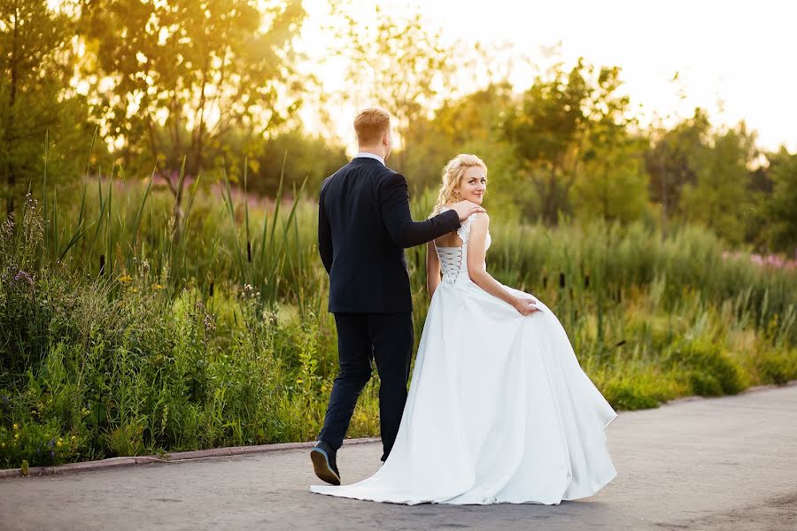 Fotógrafo de casamento Ekaterina Ivanova (ivkate). Foto de 23 de fevereiro 2019