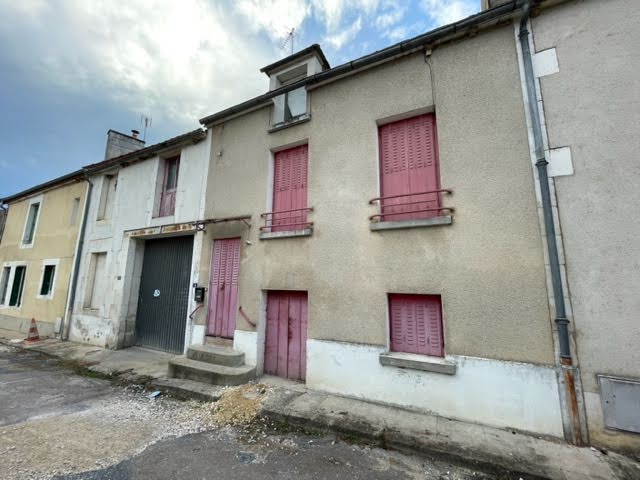 Vente maison 3 pièces 66.33 m² à Vincelles (89290), 80 000 €