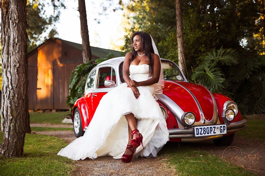 Fotógrafo de casamento Romaen Tiffin (renphotos). Foto de 21 de julho 2020