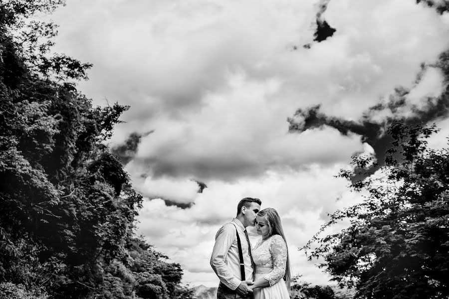 Fotografo di matrimoni Andres Simone (andressimone). Foto del 29 giugno 2017