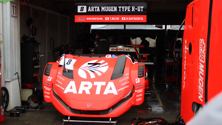ヤマけいさんが投稿したスーパーGT・SUPER GT・スーパーGT公式テスト・岡山国際サーキット・一眼レフ初心者に関するカスタム事例の投稿画像22枚目