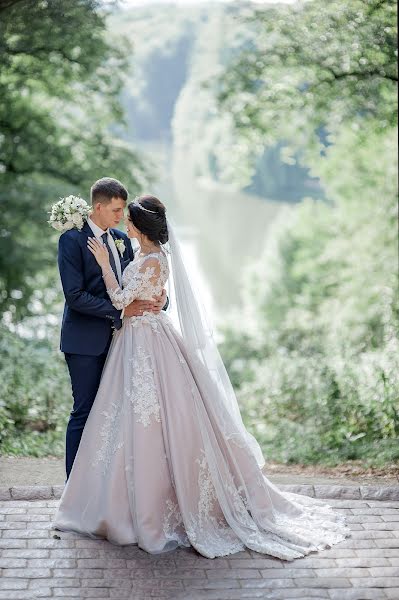 Hochzeitsfotograf Elena Azhischeva (kutsova). Foto vom 2. August 2020