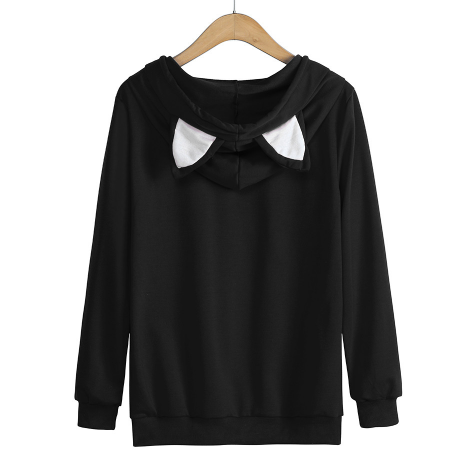 Sweat ample à imprimé chats, idéal pour un look décontracté et confortable. Profitez de sa douceur et de son design unique pour un style affirmé.