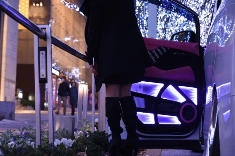 ヴェルファイアのけやき坂・イルミネーションと愛車・コラボに関するカスタム事例の投稿画像4枚目