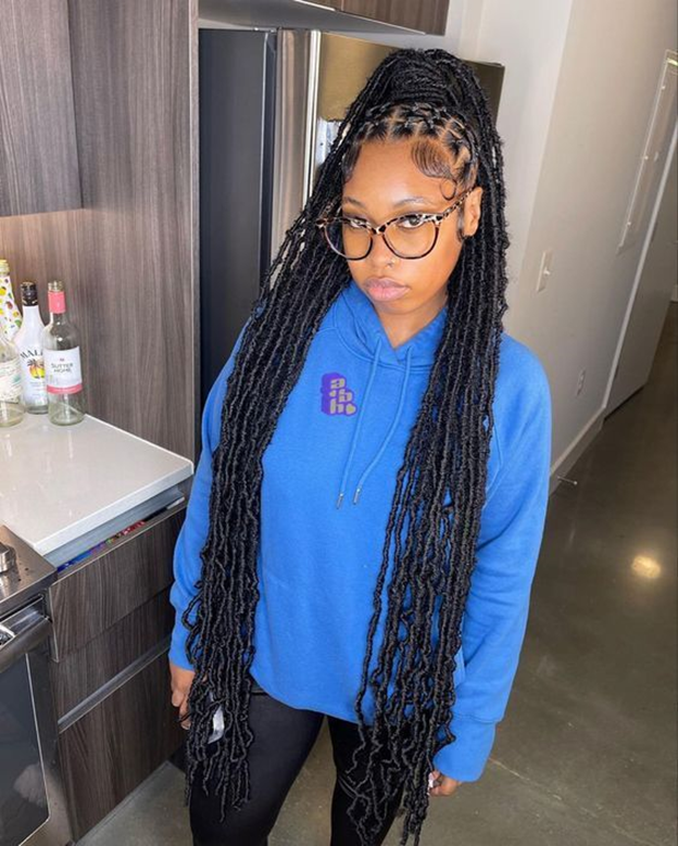 How to style faux locs