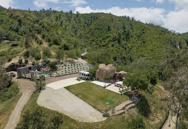 Maison avec piscine 3