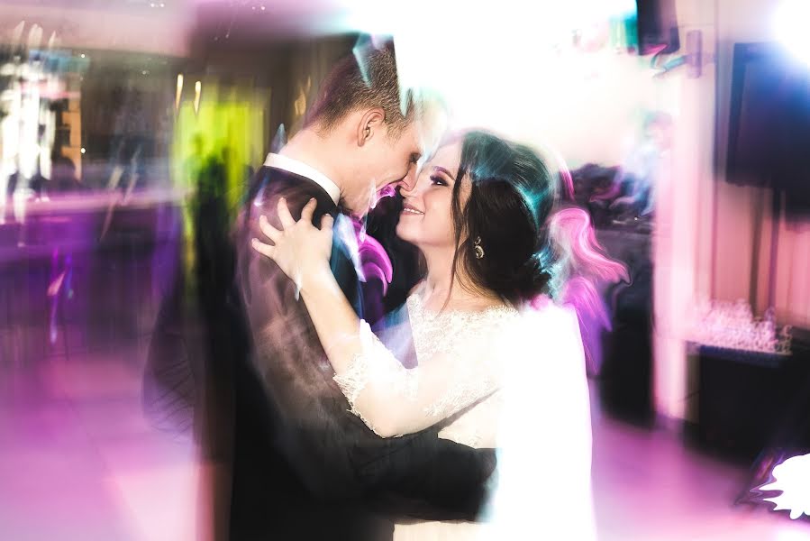 Wedding photographer Maksim Usik (zhlobin). Photo of 11 February 2018