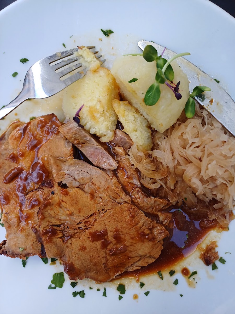 Pork schnitzel in Zum Wohl sauce, with dumpling and cabbage