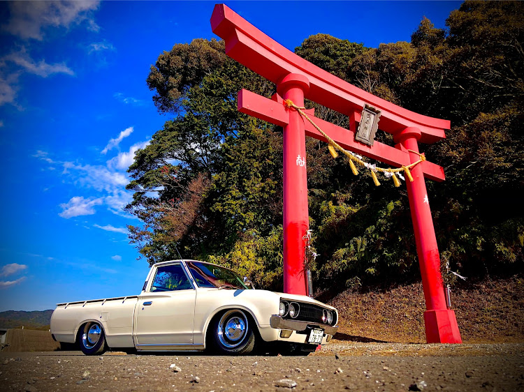ダットサントラックの高知・SimplyClean・プロ無職・夏至・低そうで低くない少し低い車に関するカスタム事例の投稿画像1枚目