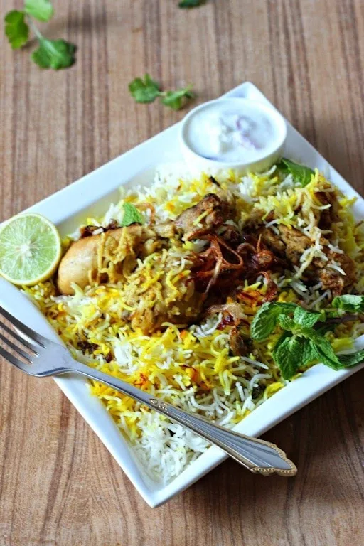 Malamaal Murg Dum Biryani (1 Kg / 5 Pcs )