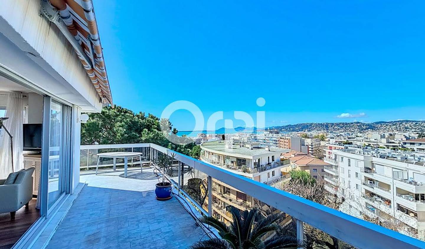 Apartment with terrace and pool Antibes