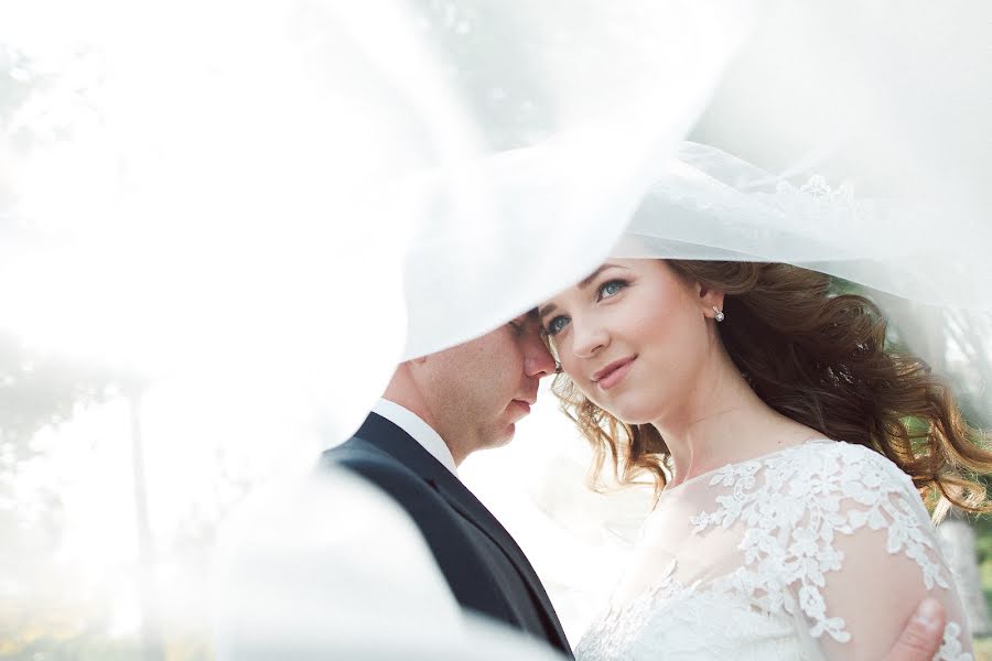 Fotógrafo de bodas Lena Kostenko (pholen). Foto del 31 de marzo 2017