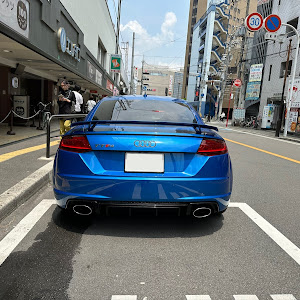 TT RS クーペ