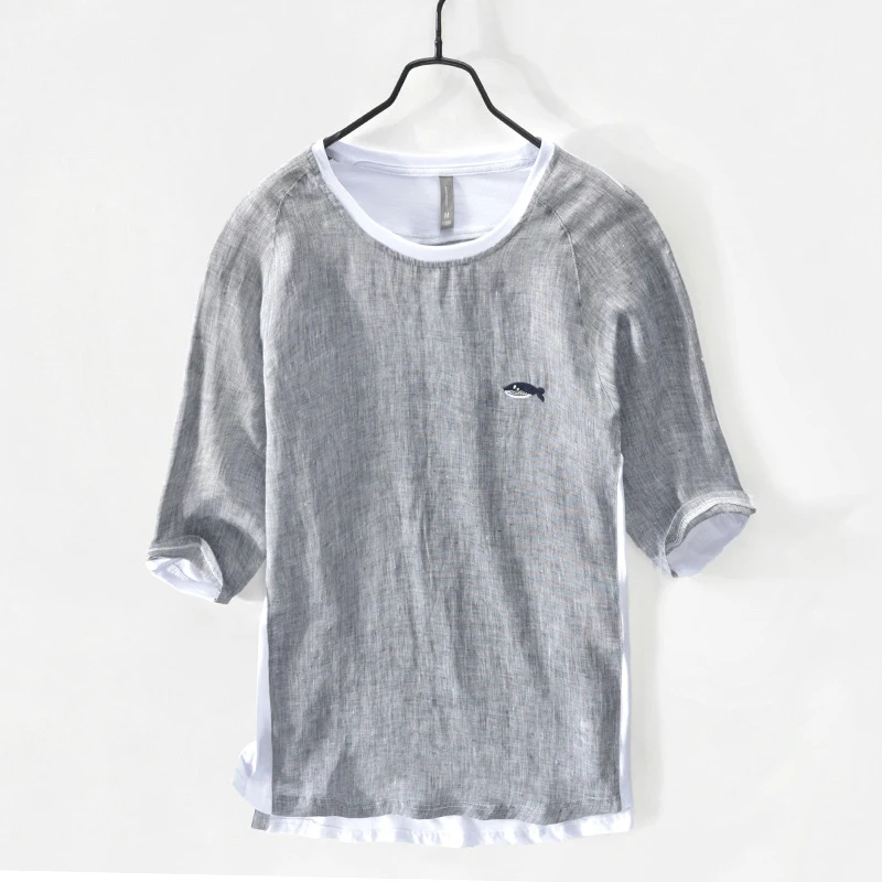 T-shirt casual da ragazzo in cotone e lino con cuciture e ricami, maniche corte, tinta unita, ideale per un look giovanile.