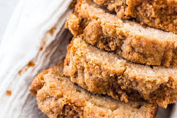 Whole Wheat Cinnamon Crunch Banana Bread