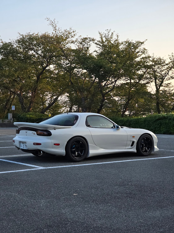 RX-7のホイール売れず😣に関するカスタム事例の投稿画像1枚目