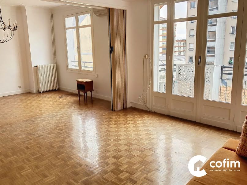 Vente appartement 3 pièces 89 m² à Pau (64000), 141 000 €