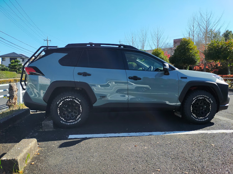 RAV4のリアラダー・オフパケ2に関するカスタム事例の投稿画像3枚目