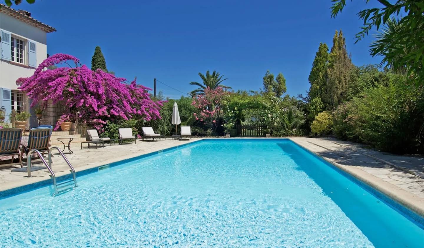 Villa with pool Grasse