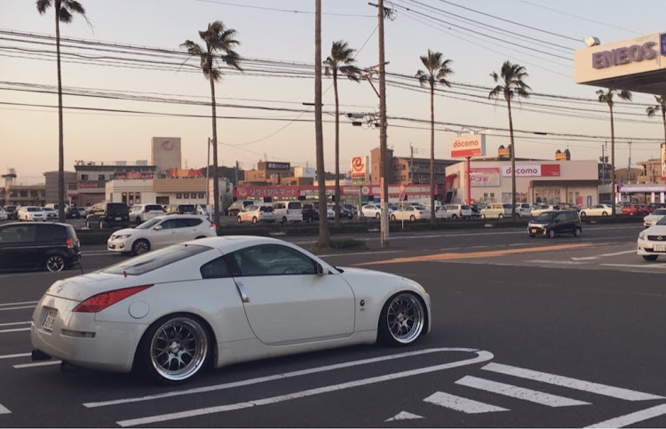 フェアレディZの車高調整・ドライブに関するカスタム事例の投稿画像1枚目