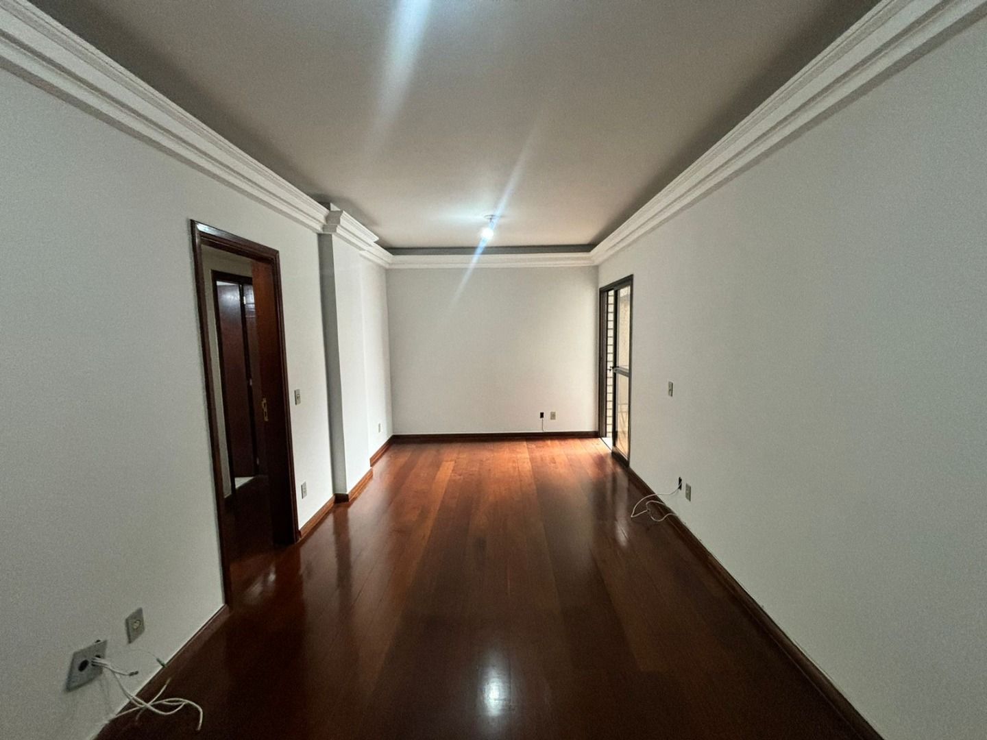 Apartamento para Alugar em Centro, Nova Friburgo - RJ - Foto 2