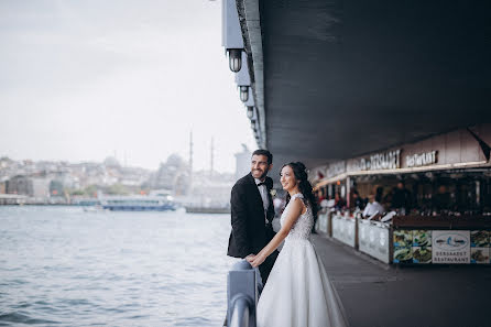 Fotógrafo de casamento Serhat Serkan Güzelsoy (serhat). Foto de 3 de julho 2023