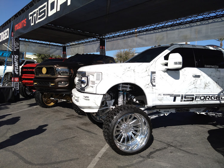 kenさんが投稿した旅行の思い出・SEMA SHOW・SEMAショー・ラスベガス・アメリカに関するカスタム事例の投稿画像5枚目