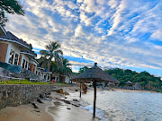 Chalets on the edge of the lake at Nkhata Bay.