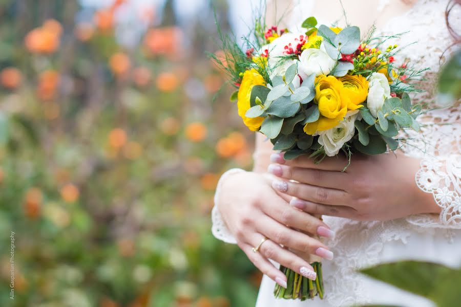 Wedding photographer Alena Gasparyan (lincse). Photo of 11 June 2017