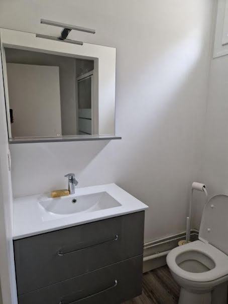 Location  appartement 1 pièce 15 m² à Nogent-sur-Marne (94130), 674 €