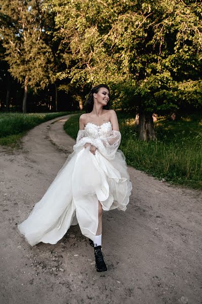 Wedding photographer Aleksandra Alesko (arastudio). Photo of 28 July 2020