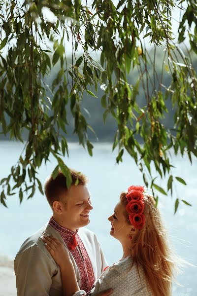 Wedding photographer Yuriy Kozlov (goatskin). Photo of 25 October 2015