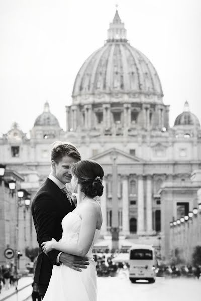 Wedding photographer Natalya Yasinevich (nata). Photo of 11 October 2020