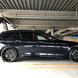 523i Touring M-Sport