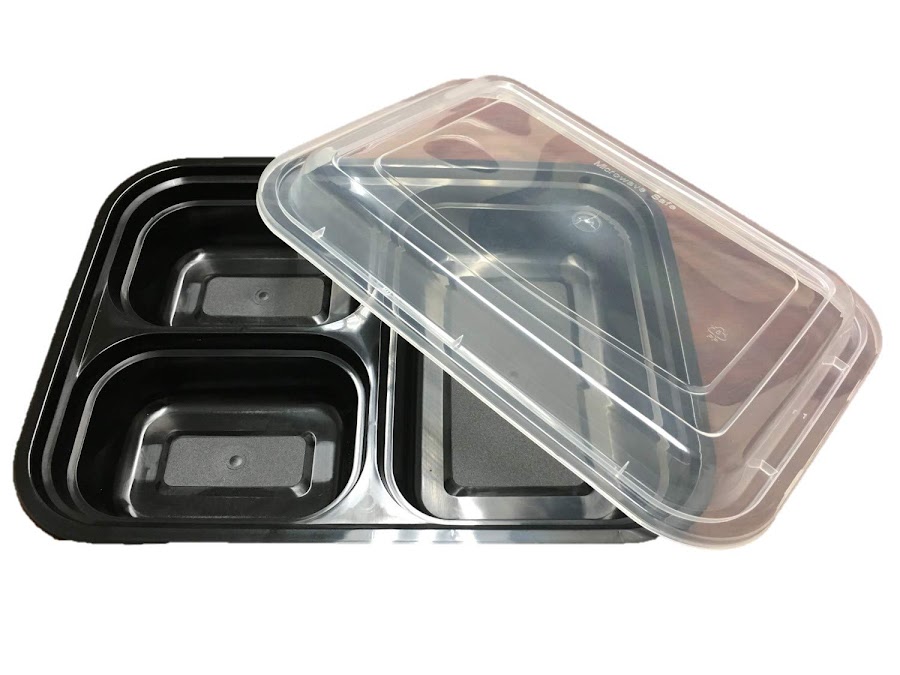  alt="Food packaging commonly uses vacuum forming to rapidly produce storage solutions for a variety of food shapes and sizes." title="Food packaging commonly uses vacuum forming to rapidly produce storage solutions for a variety of food shapes and sizes." 