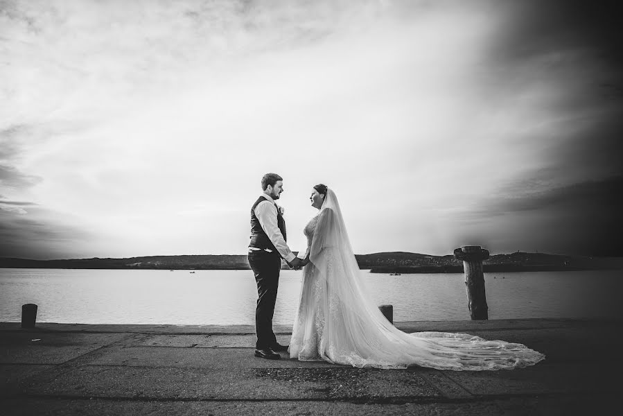 Wedding photographer Gábor Badics (badics). Photo of 27 July 2017