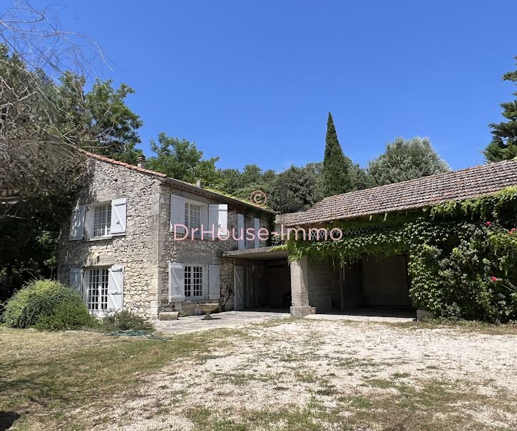 Vente maison 4 pièces 102.74 m² à Pierrelatte (26700), 263 000 €