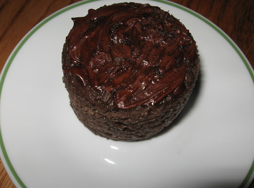 Yummy, chocolaty, easy cake for one!